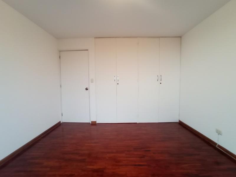 Dpto. en Alq. en Malecón Miraflores Vista al Mar y Parque 3 Dorm. A.C. 160 mt. $1,290