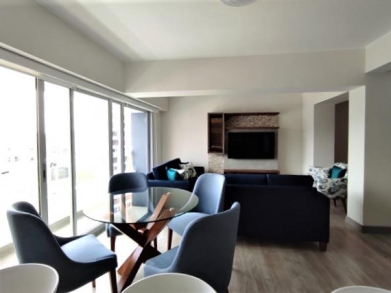 Exclusivo Dpto. en Venta Miraflores de Lujo 2 Dormitorios $270,000 A.C. 100 mt.
