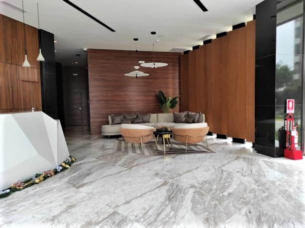 Dpto. en Venta Exclusividad y Elegancia Frente al Golf de San Isidro  A.C. 258 mt.