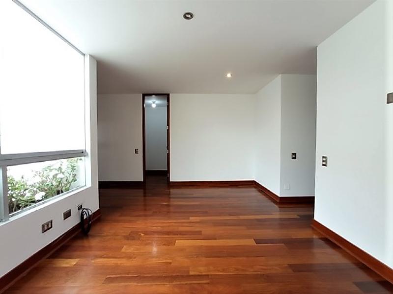 Pent-house Dúplex en Alquiler Zona Exclusiva San Isidro 4 Dormitorios $5,500 A.C. 410 mt.
