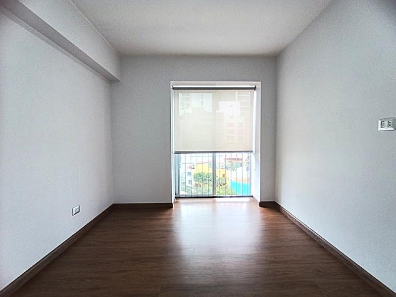 Departamento en Venta en el Corazón de Miraflores 3 Dormitorios $254,000 A.C. 111 mt.