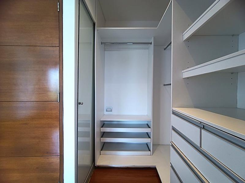 Exclusiva Residencia en Venta en Urb. Aurora Miraflores 4 Dormitorios 4 Baños A.T  315 mt.