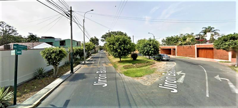 Terreno en Venta en Chacarilla Surco  Parámetros 4 pisos A.T 2,505.82  $3,200,000.00