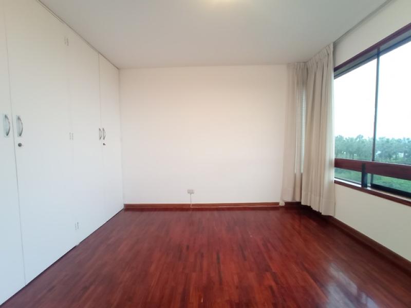 Dpto. en Alq. en Malecón Miraflores Vista al Mar y Parque 3 Dorm. A.C. 160 mt. $1,290