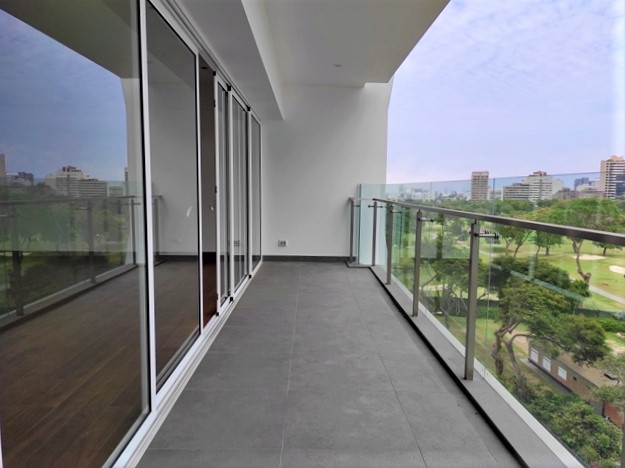 Dpto. en Venta Exclusividad y Elegancia Frente al Golf de San Isidro  A.C. 258 mt.