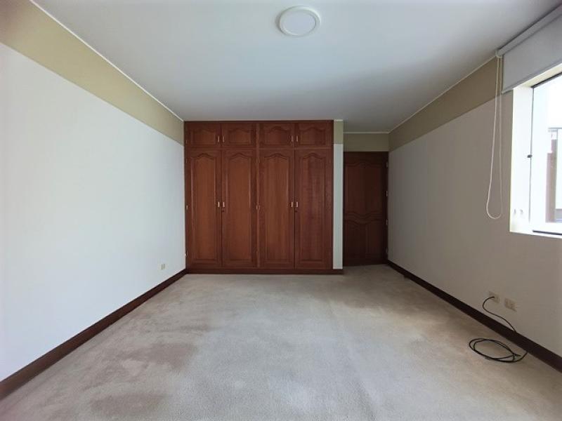 Dpto. en Venta CHACARILLA  Surco Zona Exclusiva 3 Dorm. A.C. 214.40 $350,000
