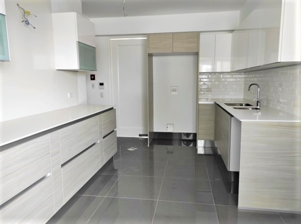 Dpto. en Venta Exclusividad y Elegancia Frente al Golf de San Isidro  A.C. 258 mt.