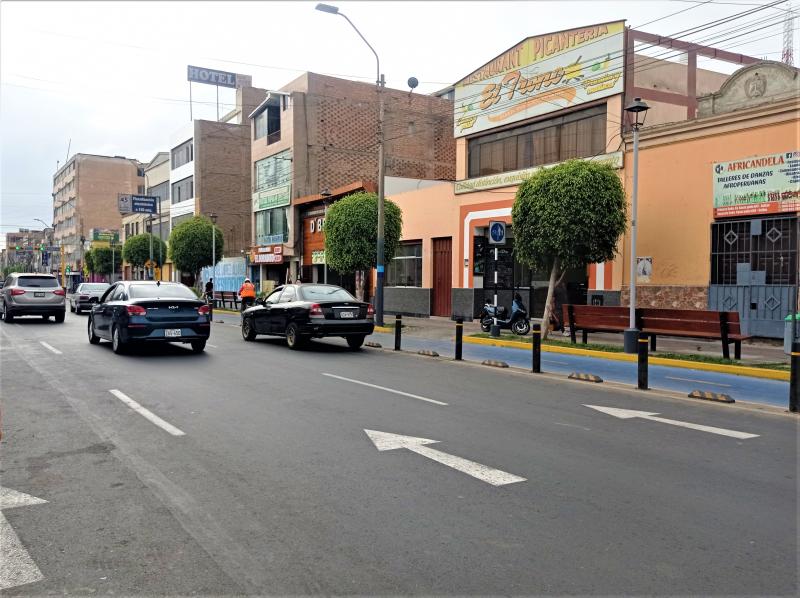 Terreno en Venta Sáenz Peña Callao Zonificación Comercial  Para 7 Pisos