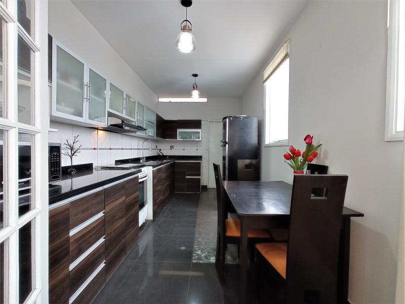 Pent-house Dúplex en Venta San Borja vista al parque 4 dormitorios $435,000 A.O 254 mt.