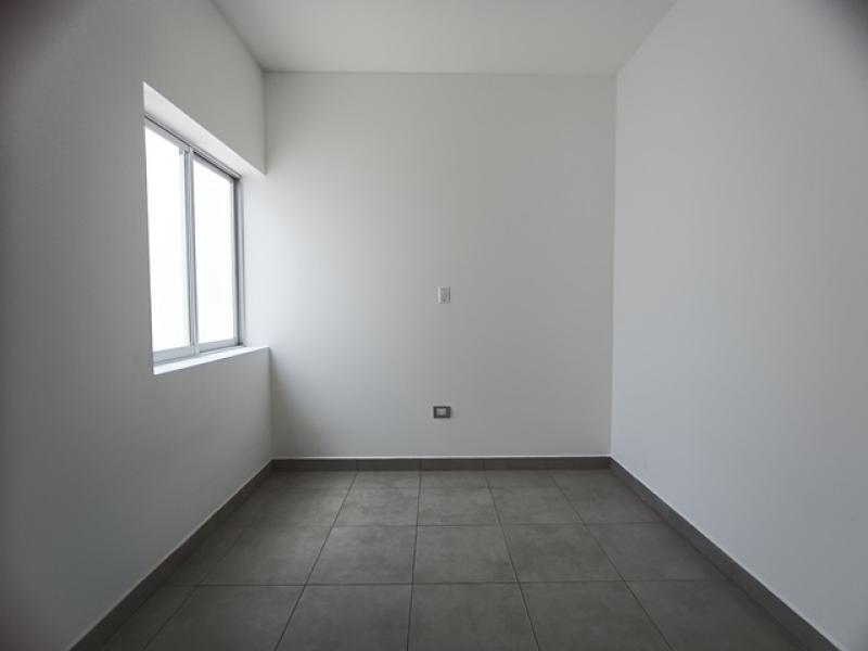 Exclusiva Residencia en Venta en Urb. Aurora Miraflores 4 Dormitorios 4 Baños A.T  315 mt.