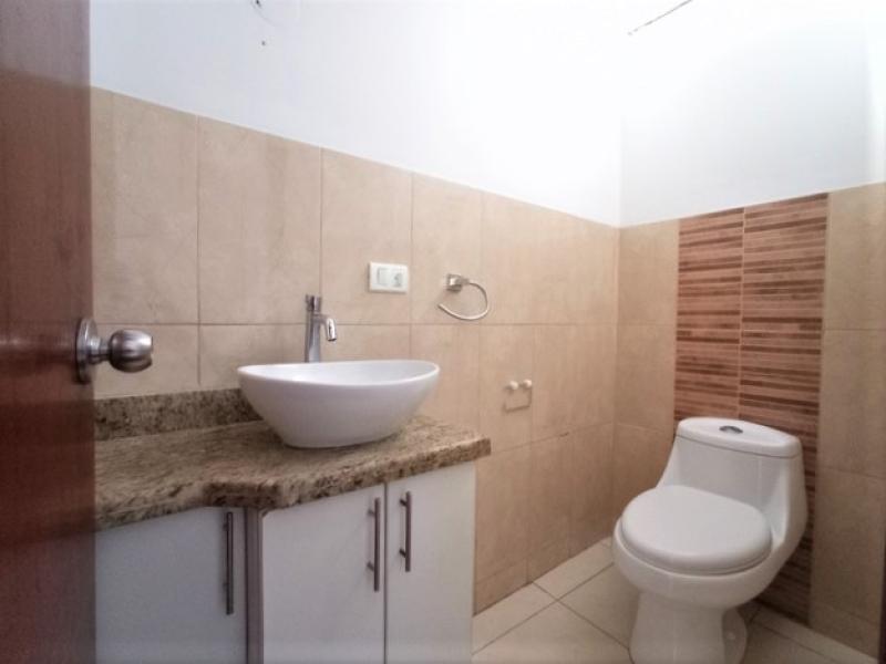 Departamento en Alquiler San Borja Vista Exterior 3 dormitorios $800 A.C. 100 mt.