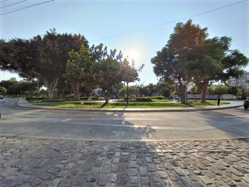 Exclusivo Departamento de Lujo Frente a Parque en San Isidro 3 Dormitorios A.C. 151 mt.