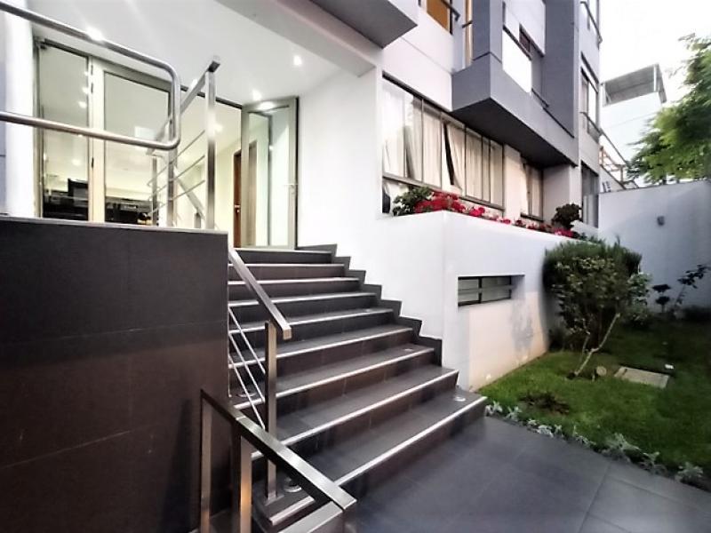 Oportunidad Dpto. Funcional y Céntrico en Lince Limite con San Isidro 3 Dorm. A.C 83 mt,