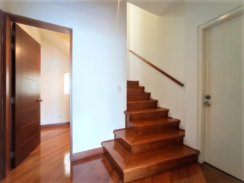 Estupendo Pent-house Triplex en Alquiler en Barranco 4 Dorm. $3,300 A.O. 480 mt.