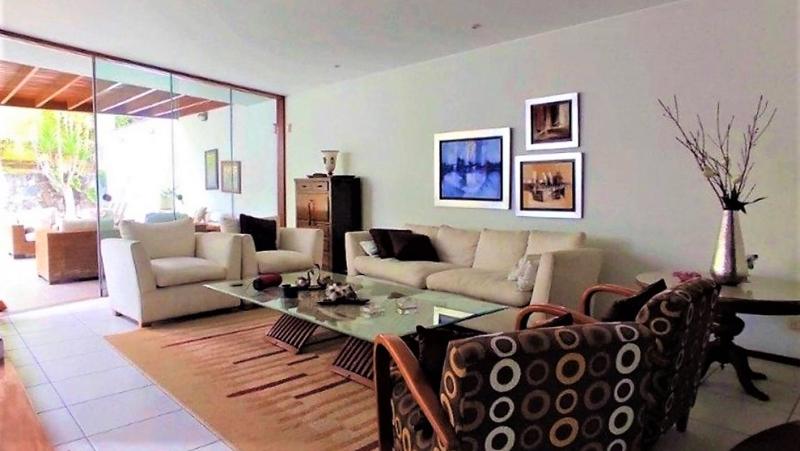 Casa en Venta en la Urb. El Corregidor La Molina Piscina 660 mt. de Jardín $1,100,000
