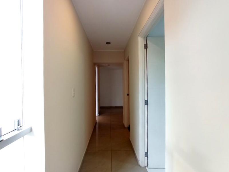 Departamento en Venta Chacarilla San Borja 3 Dormitorios $300,000 A.C. 170 mt.