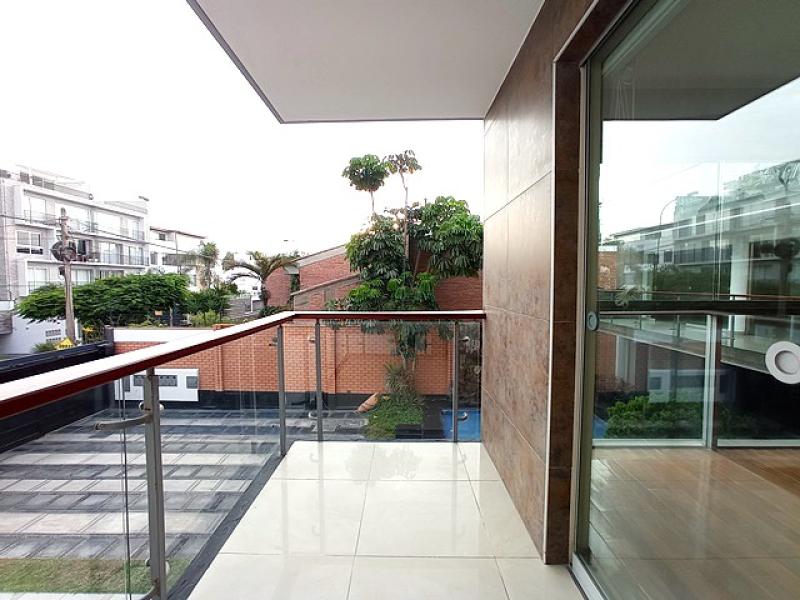 Departamento en Chacarilla San Borja Zona Exclusiva 3 Dormitorios $1,400 A.O 160 mt.