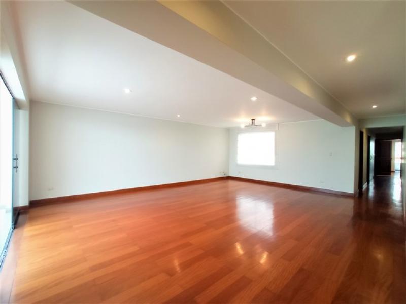 Dpto. en Vta. Zona Exclusiva de Chacarilla Surco 3 Dorm. $369,000 A.C. 198 MT.