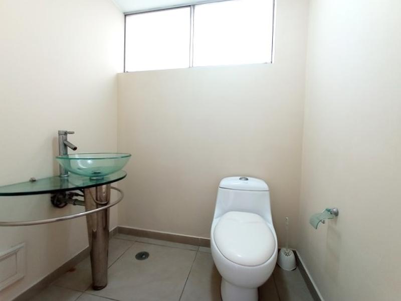 Departamento en Chacarilla San Borja Zona Exclusiva 3 Dormitorios $1,400 A.O 160 mt.