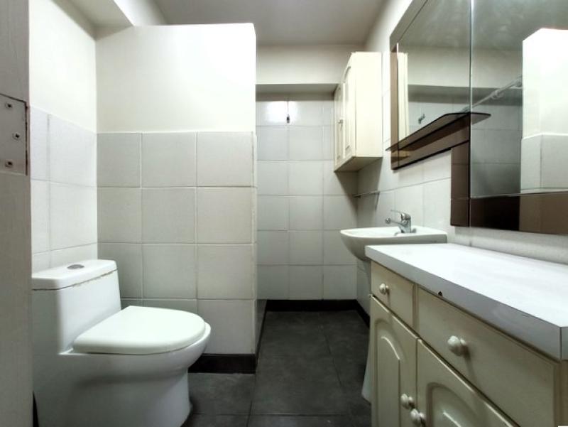 Dúplex Venta en Urb. San Antonio Miraflores 3 Dormitorio $169,000 A.C. 130 mt.