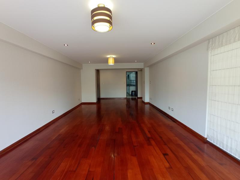 Dpto. en Alquiler Renovado en San Isidro Sin Muebles 3 Dormitorios A.C. 150 mt. S/.4,200