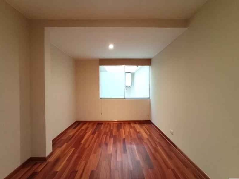 Departamento en Chacarilla San Borja Zona Exclusiva 3 Dormitorios $1,400 A.O 160 mt.