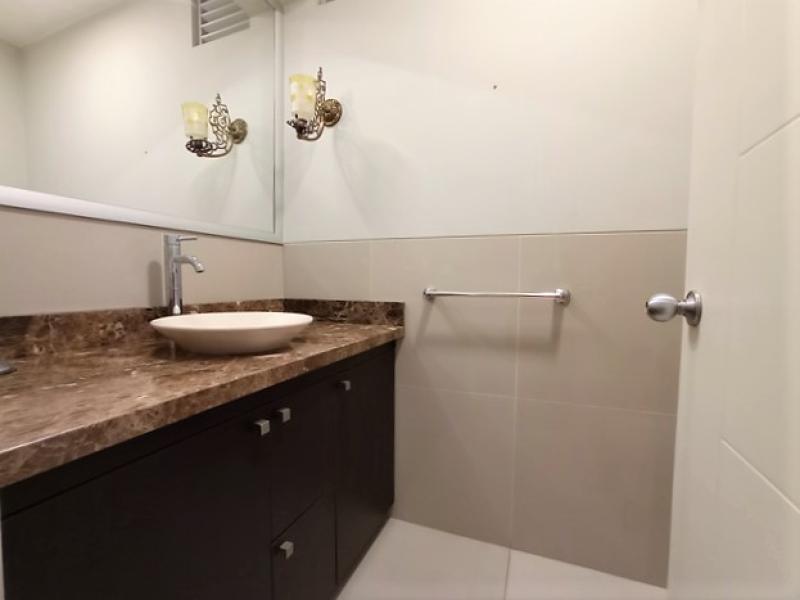 Departamento en Venta Urb. Cerros de Camacho Surco 3 Dormitorios $400,000 A.C 233 mt.