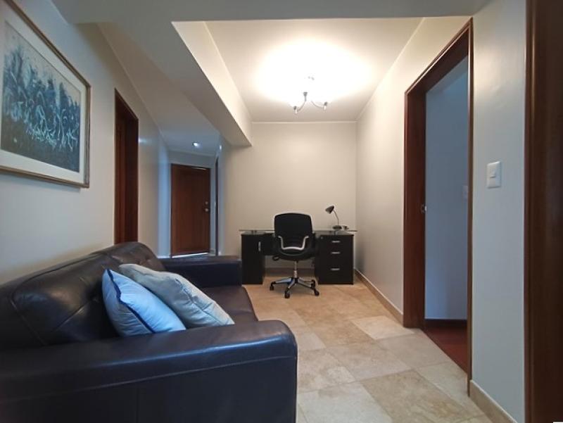 Exclusivo Dpto. Frente al Mar en Malecón Cisneros en Alquiler 3 Dorm. A.C. 198 mt. $2,600