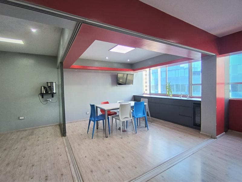 Oficina/Vivienda en el Corazón de Miraflores Venta 2 Ambientes A.C. 49 mt. $105,000