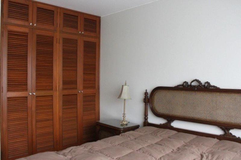 Exclusivo Dpto. Frente al Mar en Malecón Cisneros en Alquiler 3 Dorm. A.C. 198 mt. $2,400