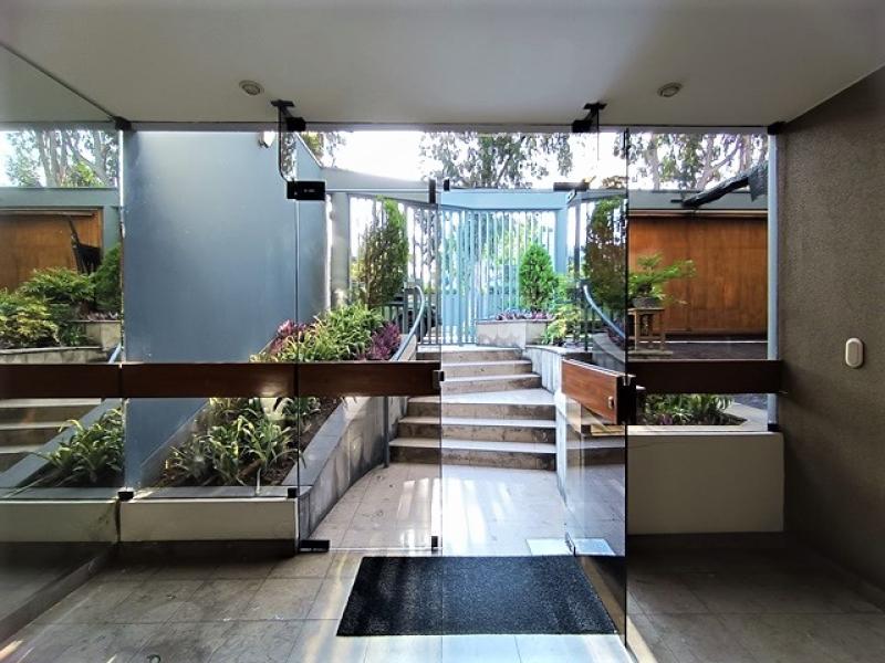 Dpto. en Alq. CHACARILLA - Surco Zona Exclusiva 3 Dorm. A.C. 241.40  $1,800