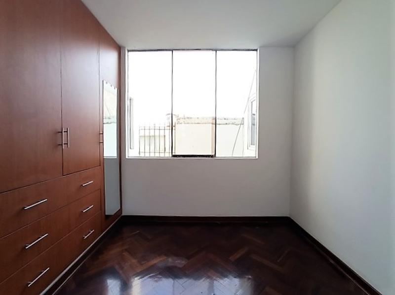 Departamento en Alquiler San Borja Vista Exterior 3 dormitorios $800 A.C. 100 mt.