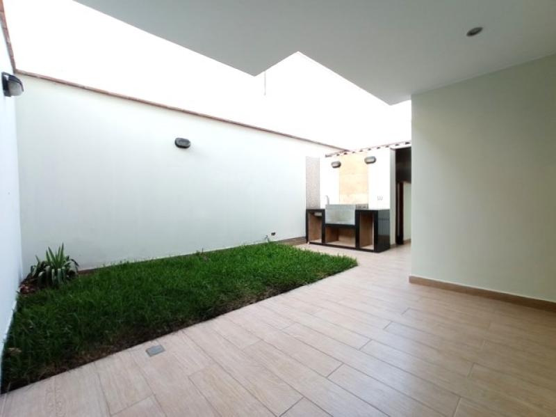 Casa en Condominio en Venta en Chacarilla Surco 4 Dormitorios $410,000 A.T. 149.68  mt.
