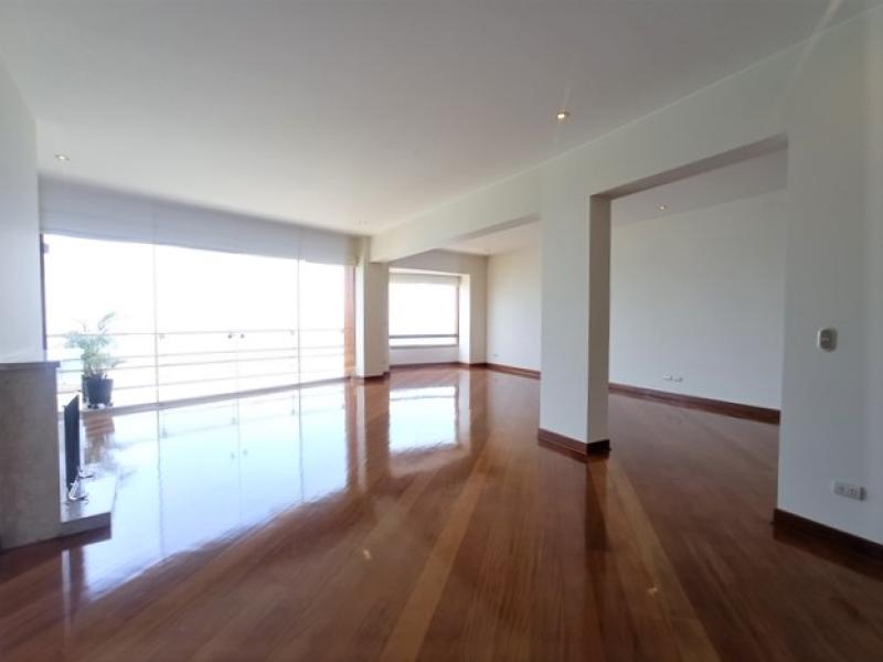 Estupendo Pent-house Triplex en Alquiler en Barranco 4 Dorm. $3,300 A.O. 480 mt.