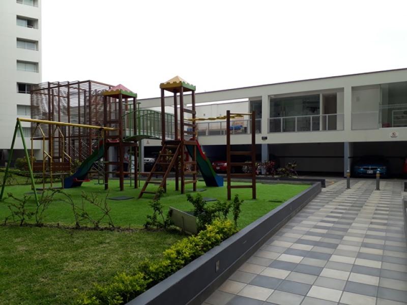 Departamento en Alquiler Chorrillos Urb. La Campiña 3 Dormitorios S/.1,600