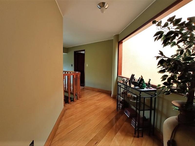 Residencia con Piscina  en Venta en Isla del Sol La Molina $719,000 A.T. 870.35 mt.