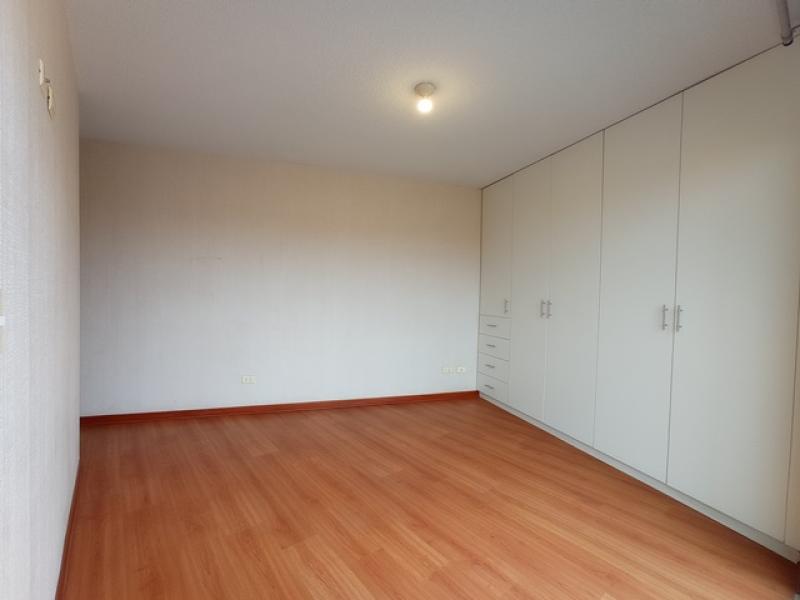 Departamento en Alquiler Chorrillos Urb. La Campiña 3 Dormitorios S/.1,600