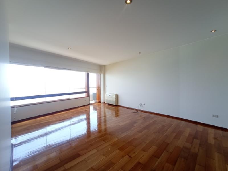 Estupendo Pent-house Triplex en Alquiler en Barranco 4 Dorm. $3,300 A.O. 480 mt.