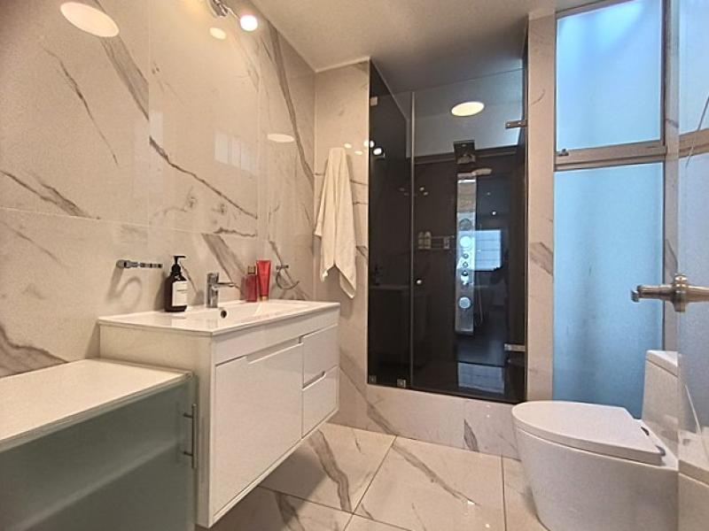 Pent-house Dúplex en Alquiler Amoblado de Lujo Vista Lateral al Mar $2,500 A.O. 260 mt.
