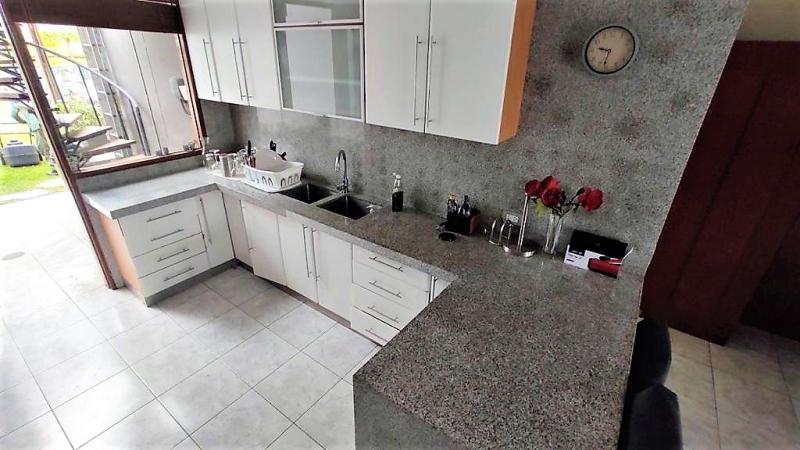 Casa en Venta en la Urb. El Corregidor La Molina Piscina 660 mt. de Jardín $1,100,000
