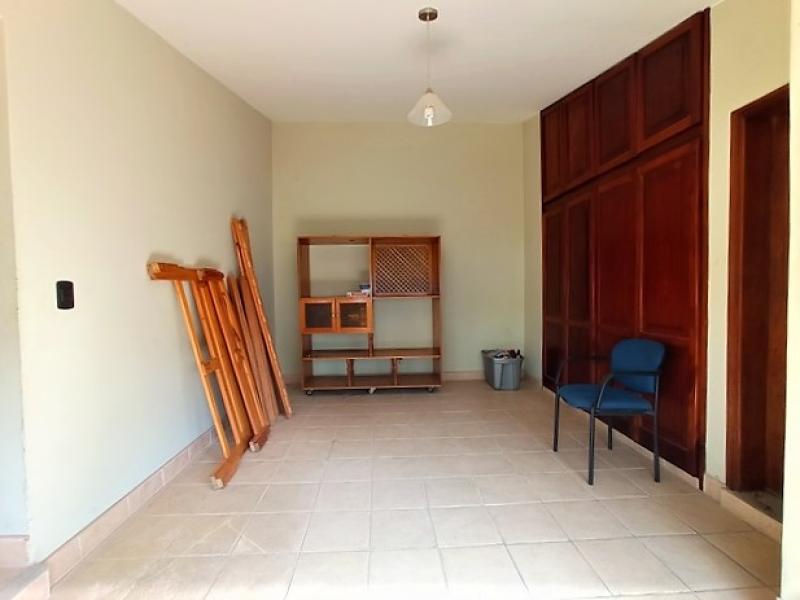 Residencia con Piscina  en Venta en Isla del Sol La Molina $719,000 A.T. 870.35 mt.