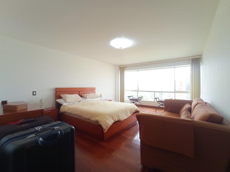 Departamento en Alquiler en San Isidro Finos Acabados 4 Dormitorios $2,900 A.C. 370 mt.