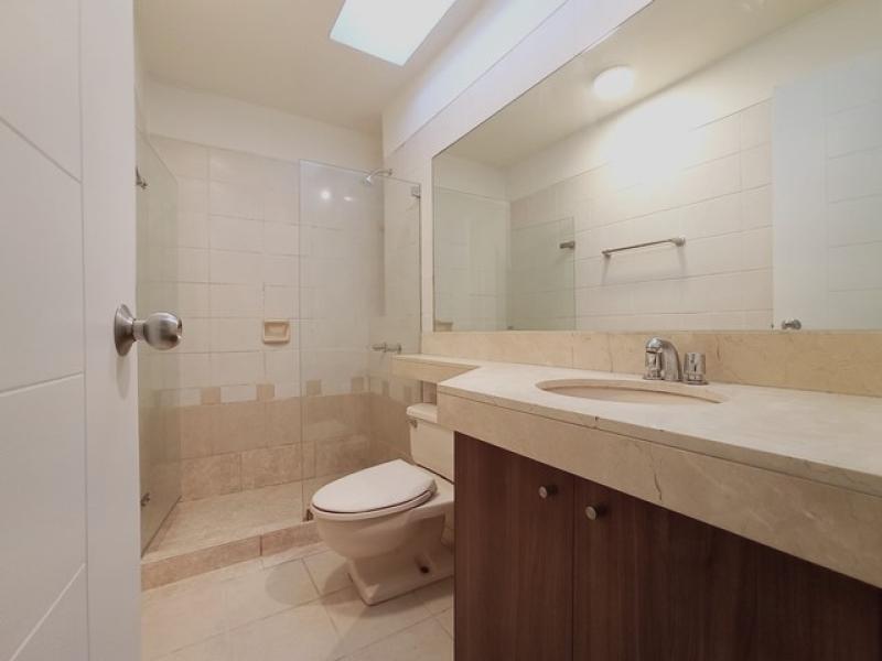 Casa en Condominio en Venta en Chacarilla Surco 4 Dormitorios $410,000 A.T. 149.68  mt.
