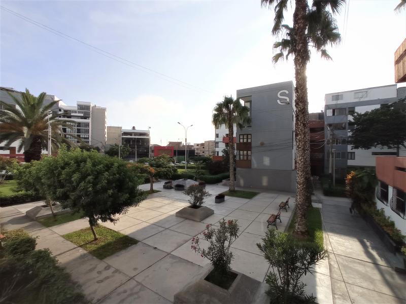 Dpto. 3 Dorm. Vta. Terraza S. Isidro $149,000 2do. Piso Vista a Jardines