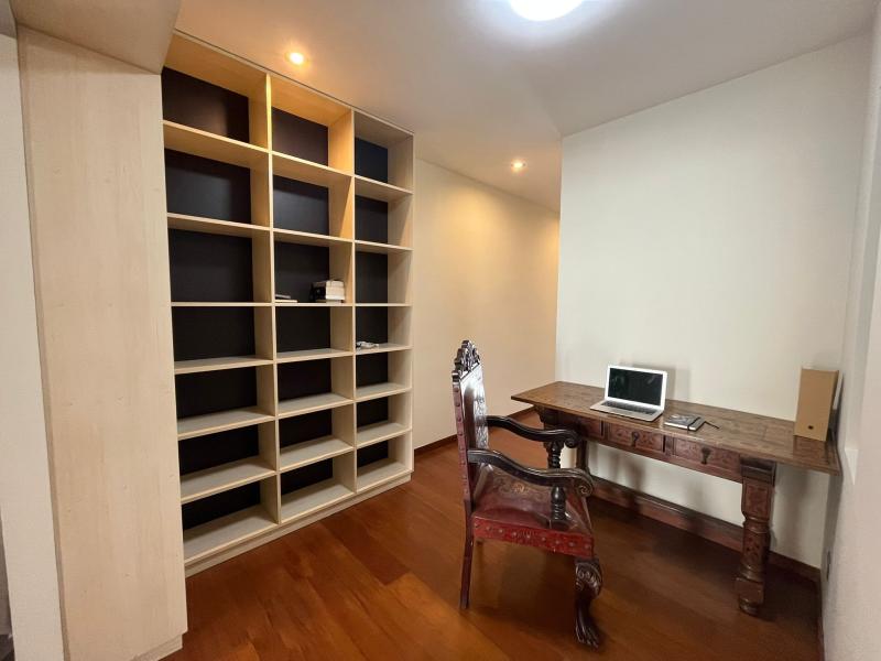 Departamento en Alquiler de Lujo en MIRAFLORES 3 Balcones 3 Dorm. $2,800  A.C. 216