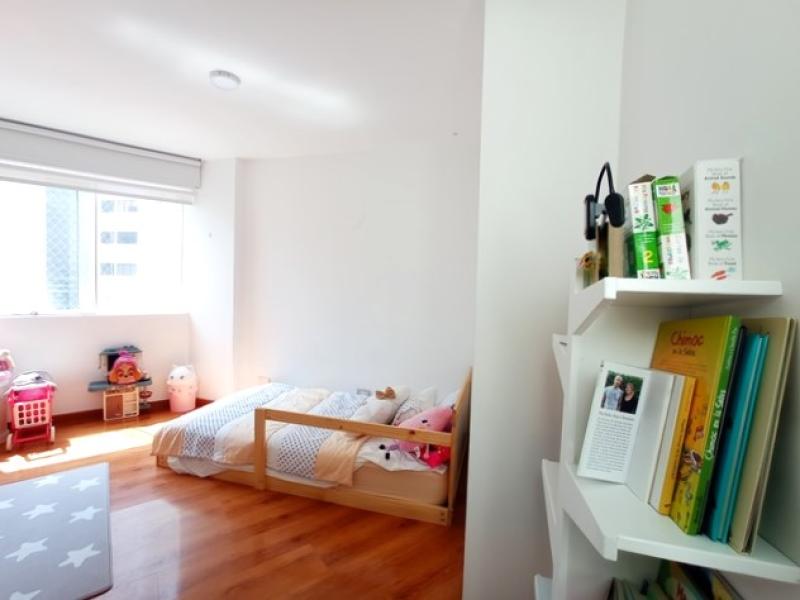 Departamento Triplex en Alquiler Miraflores con Terraza 2 Dormitorios + Escritorio $1,100