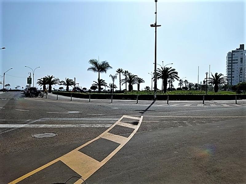 Exclusivo Dpto. Frente al Mar en Malecón Cisneros en Alquiler 3 Dorm. A.C. 198 mt. $2,400