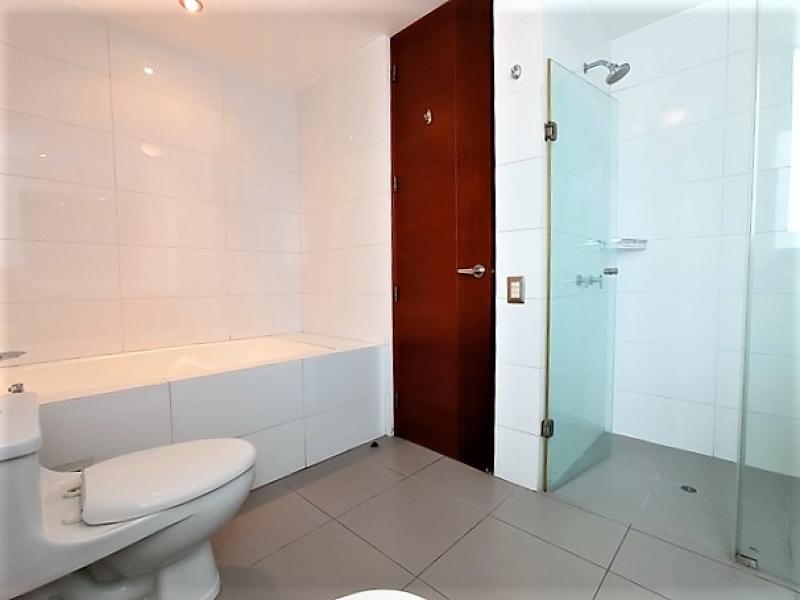 Exclusivo Pent-house Vta. S. Isidro Piscina 4 Dorm. $1,200,000 A.O 500 mt.