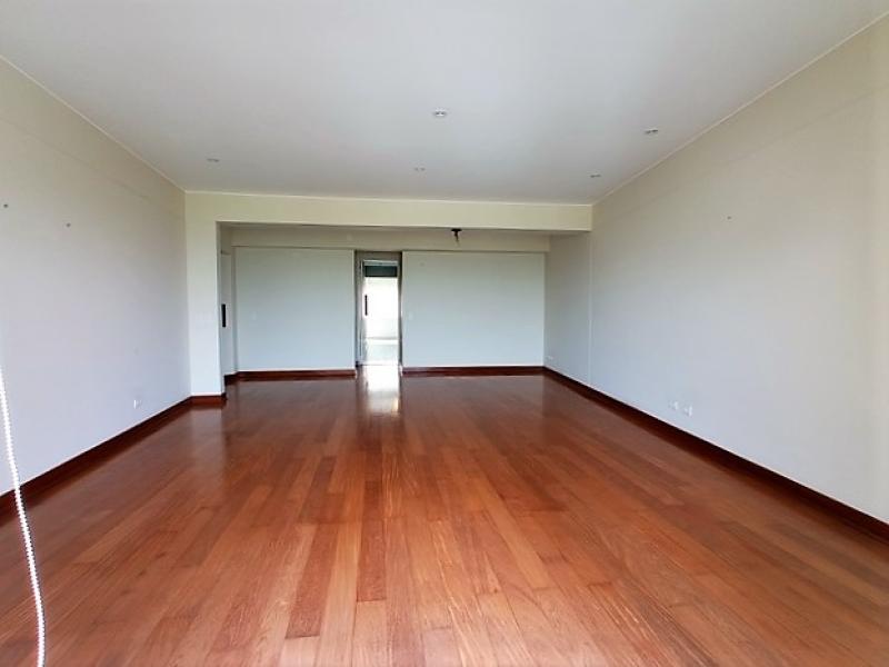 Departamento en Venta Urb. Cerros de Camacho Surco 3 Dormitorios $400,000 A.C 233 mt.