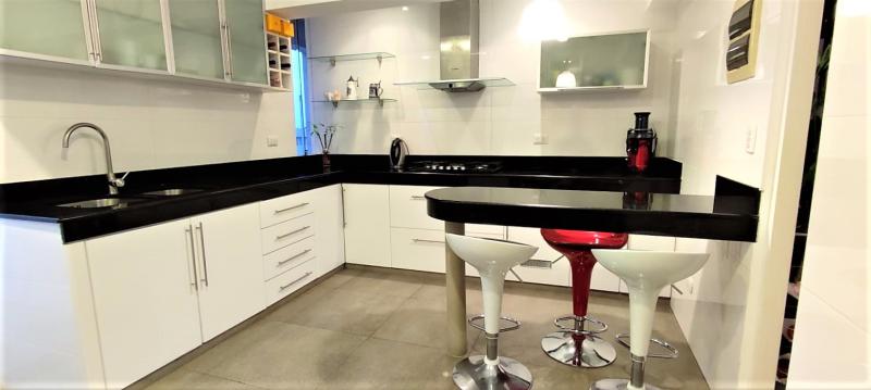 Pent-house Dúplex en Alquiler Amoblado de Lujo Vista Lateral al Mar $2,500 A.O. 260 mt.